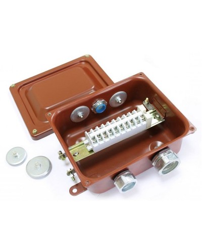 ККМА-10 У2 IP54 (zeta30372). Коробка клеммная металлическая с муфтами АТК для трубной электропроводки. ЗЭТА в Воронеже
